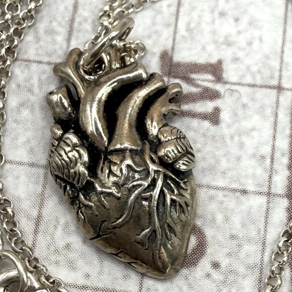 Jewelry - Sterling Silver Anatomical Heart Pendant Charm Necklace 925 Hallmarked Signed
